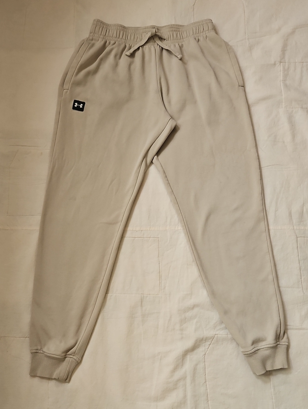 Under Armour Men's Light Tan Jogger Sweatpants Medium